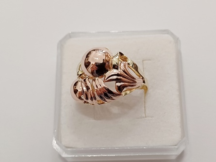 dámský zlatý prsten, ryzost 585/14k, 3,32 g, I.ČSR, lvíček