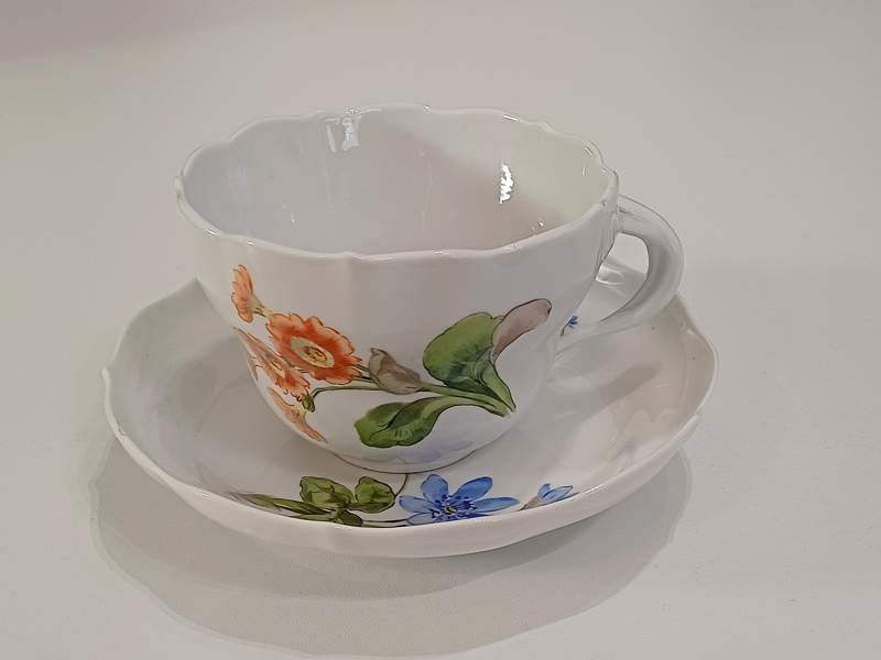 porcelánový šálek Míšeň