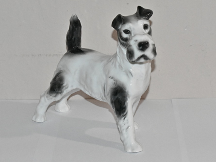 pes - foxteriér, styl Rosenthal