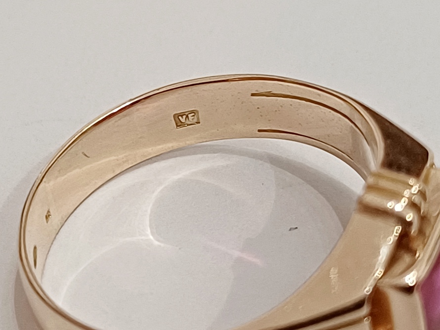 zlatý prsten s rubínem, Au 585/1000, 14 kt, 20. léta, I.ČSR