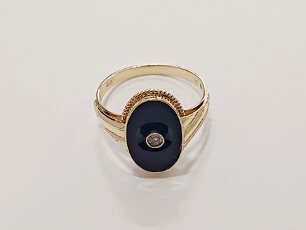 pánský zlatý prsten, onyx, ryzost 585/14k, 3,62 g, I.ČSR, lvíček
