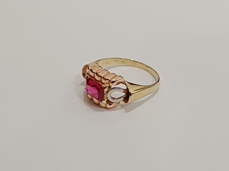 zlatý dámský prsten s rubínem, Au 585/1000, 14 kt, Art Deco, I.ČSR