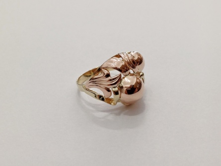 dámský zlatý prsten, ryzost 585/14k, 3,32 g, I.ČSR, lvíček