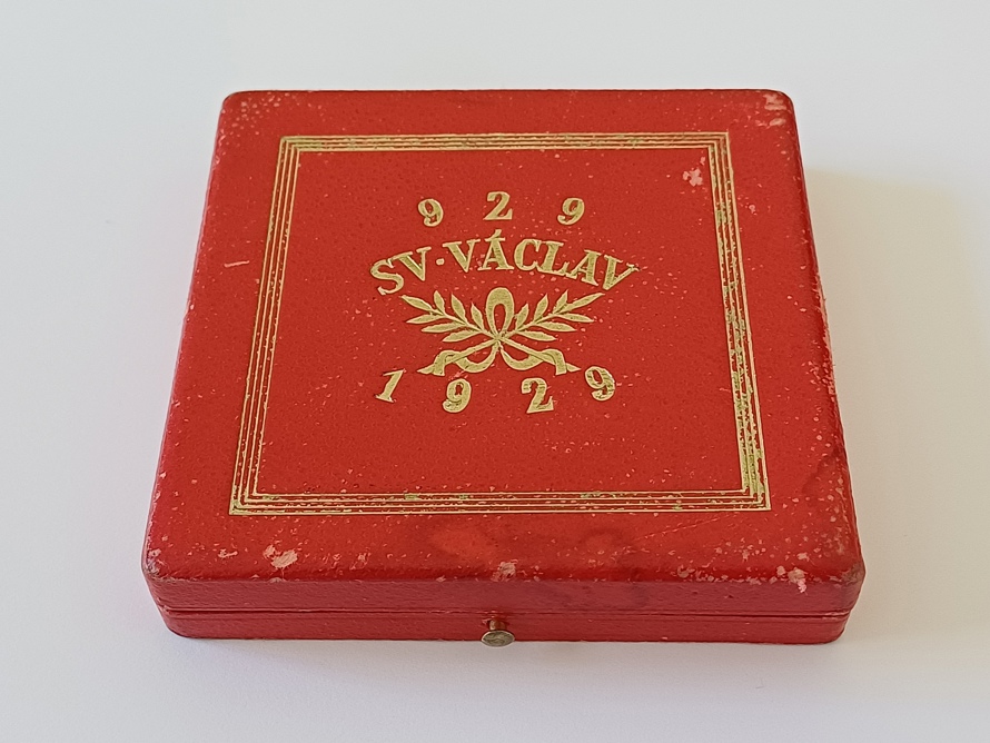 medaile - 1000. výročí smrti Sv. Václava a dokončení chrámu Sv. Víta