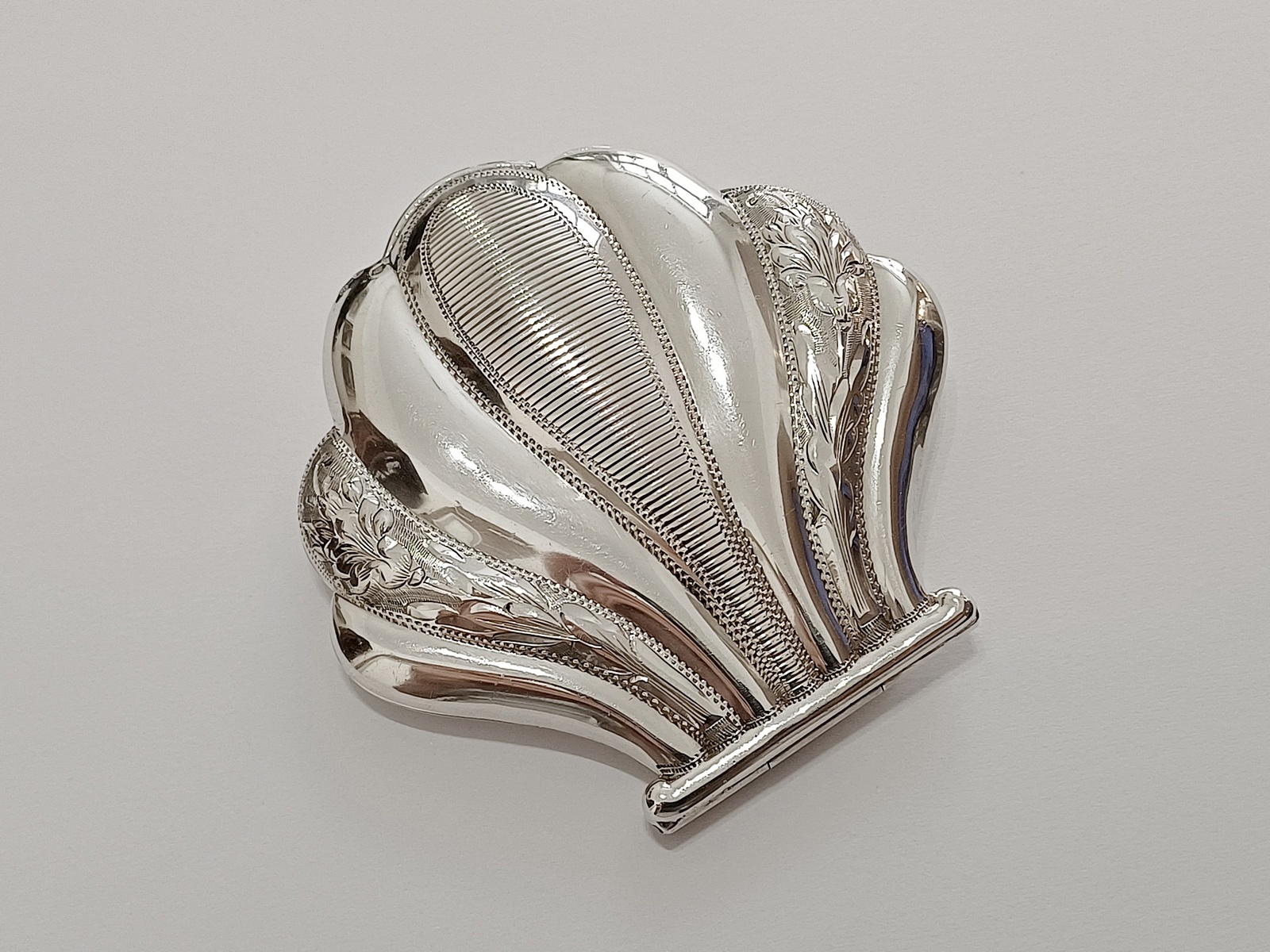 Art Deco pudřenka - mořská mušle, Ag 835/1000, 70 g, I. ČSR