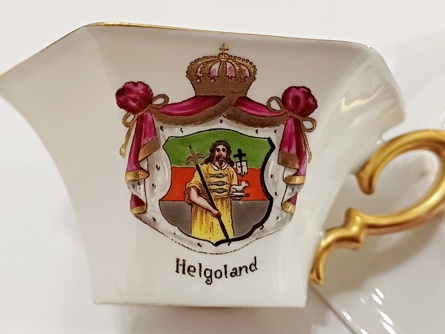 šálek Heinrich Co., styl Rosenthal, erb Helgoland, ArtDeco