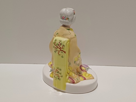 japonka/gejša, keramika/fajáns, KERAS Bechyně, I. ČSR