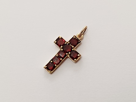 dámský zlatý přívěs s almandyny/pyropy, ryzost 585/14k, I.ČSR