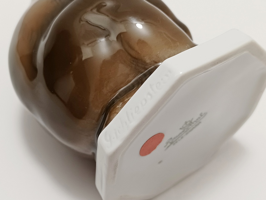porcelánový medvěd hnědý, Gerhard Schliepstein, Rosenthal
