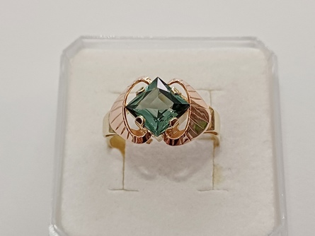 dámský zlatý prsten, zelený peridot/fluorit, ryzost 585/14k, 3,45 g