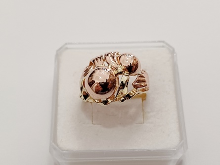dámský zlatý prsten, ryzost 585/14k, 3,32 g, I.ČSR, lvíček
