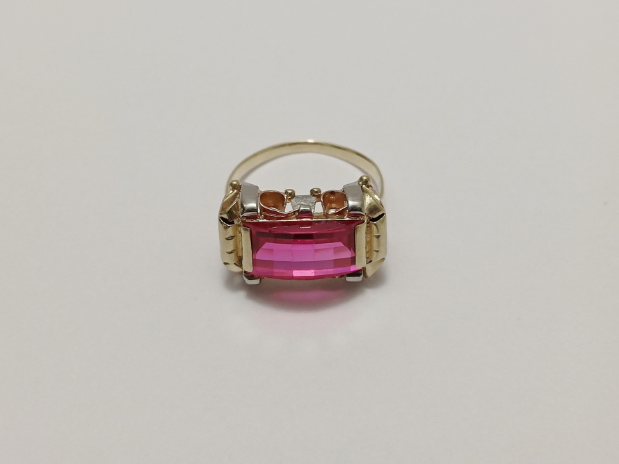 zlatý dámský prsten s rubínem, Au 585/1000, 14 kt, Art Deco, I.ČSR