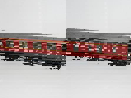 osobní rychlíkový vůz Trix TTR 