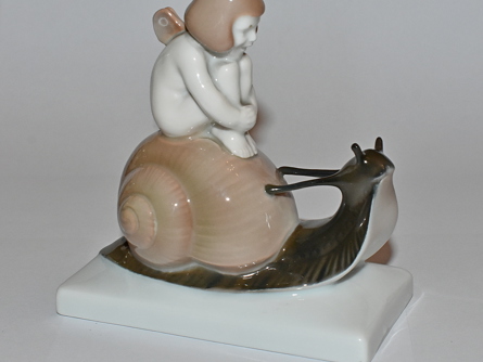 šnek a putto, A. Caasmann, Rosenthal