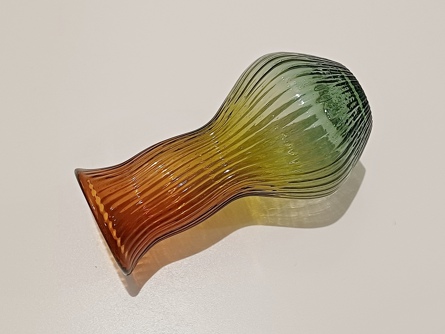 Designová váza, Vílém Veselý, Borské sklo Nový Bor, rok 1967/68