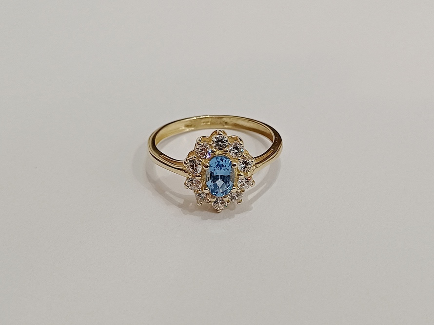 zlatý prsten se safírem a leukosafíry, Au 585/1000, 14 kt