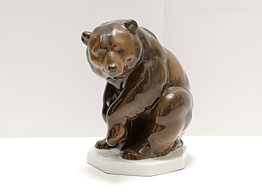 porcelánový medvěd hnědý, Gerhard Schliepstein, Rosenthal