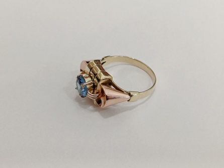 zlatý prsten se safírem, Au 585/1000, 14 kt, Art Deco, I.ČSR