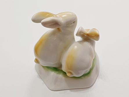 Porcelánový zajíci Hollóháza
