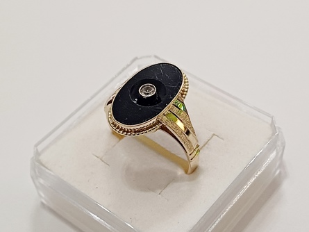 pánský zlatý prsten, onyx, ryzost 585/14k, 3,62 g, I.ČSR, lvíček