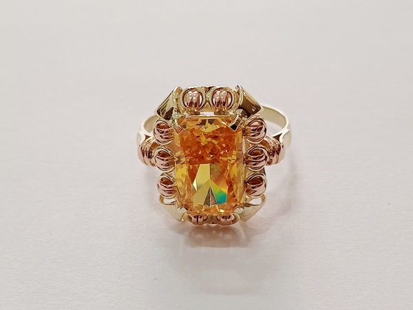 dámský zlatý prsten, citrín, ryzost Au 585/1000, 14 kt, 5,69 g, I.ČSR, lvíček
