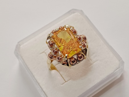 dámský zlatý prsten, citrín, ryzost 585/14k, 5,69 g, I.ČSR, lvíček