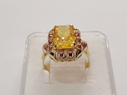 dámský zlatý prsten, citrín, ryzost 585/14k, 5,69 g, I.ČSR, lvíček