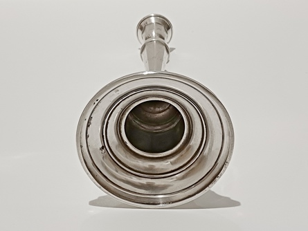 Svícen Art Deco , stříbro 800, 224 g, I. ČSR, kubismus