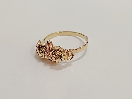 zlatý prsten, Karat Brno, Au 585/1000, 14 kt., lvíček, 40.léta
