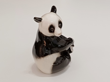 Medvídek panda, ЛФЗ Lomonosov, St. Petersburg