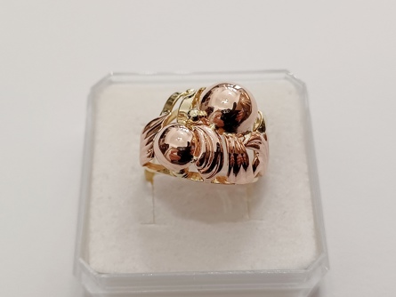 dámský zlatý prsten, ryzost 585/14k, 3,32 g, I.ČSR, lvíček