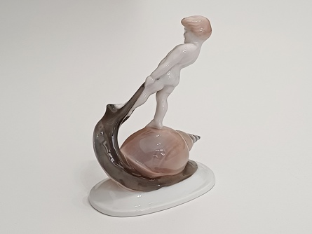 Elf/putto na šneku, A. Caasmann, Rosenthal