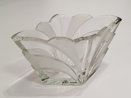 žardiniéra Art Deco, Rudolf Hloušek, Železný Brod