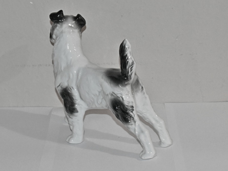 pes - foxteriér, styl Rosenthal