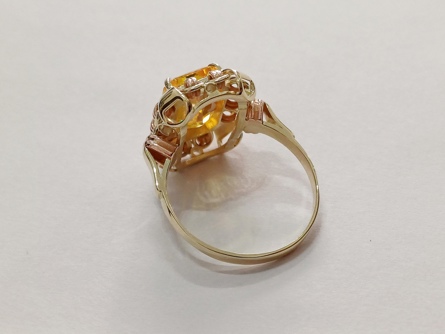 dámský zlatý prsten, citrín, ryzost 585/14k, 5,69 g, I.ČSR, lvíček