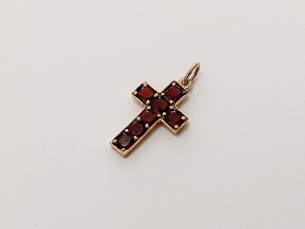 dámský zlatý přívěs s almandyny/pyropy, ryzost 585/14k, I.ČSR