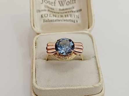 zlatý prsten se safírem, Au 585/1000, 14 kt, Art Deco, I.ČSR