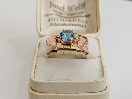 zlatý prsten se safírem, Au 585/1000, 14 kt, Art Deco, I.ČSR