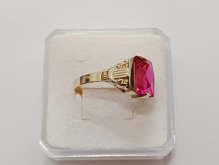 dámský zlatý prsten, rubín, ryzost 585/14k, 3,26 g, I.ČSR