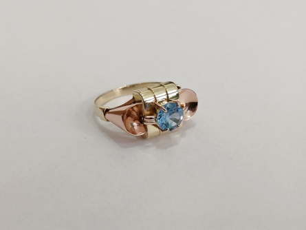 zlatý prsten se safírem, Au 585/1000, 14 kt, Art Deco, I.ČSR