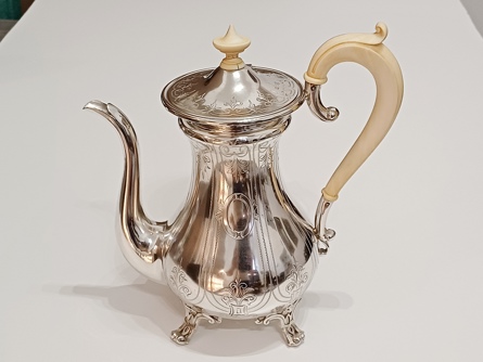 Čajová konvice, stříbro, Ag 800, 595 g, RU, Vídeň