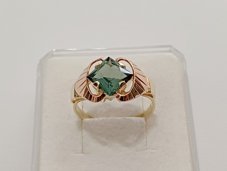 dámský zlatý prsten, zelený peridot/fluorit, ryzost 585/14k, 3,45 g
