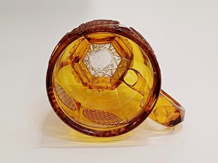 pohár s uchem, topas, styl Biedermeier, 19. století