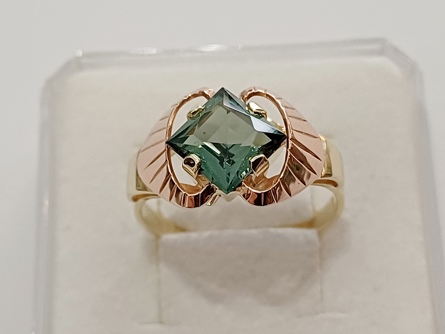 dámský zlatý prsten, zelený peridot/fluorit, ryzost 585/14k, 3,45 g