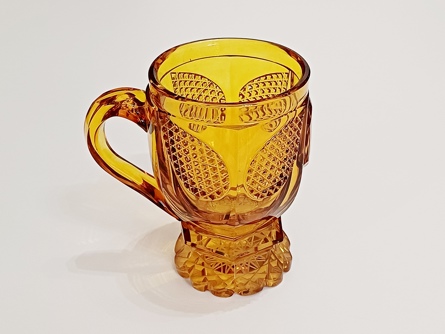 pohár s uchem, topas, styl Biedermeier, 19. století