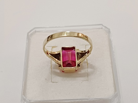 dámský zlatý prsten, rubín, ryzost 585/14k, 2,67 g, I.ČSR, lvíček