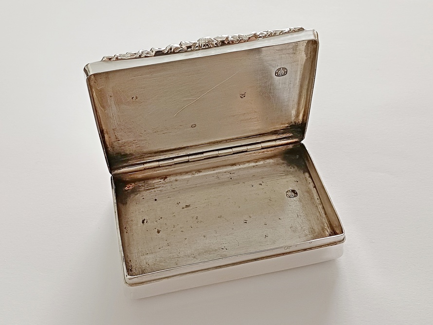 Dóza na tabák, stříbro, 13 lotů, Ag 812,5/1000, 99,2 g, Rakousko Vídeň