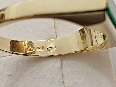 pánský zlatý prsten, chryzopras, ryzost 585/14k, 4,74 g, I. ČSR, lvíček